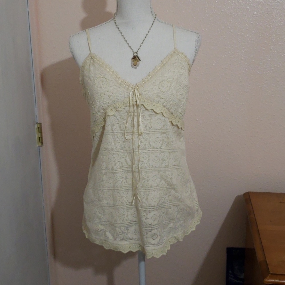 BEYOND Lace Front Tank Top